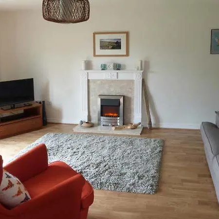 1 Mowbray Court