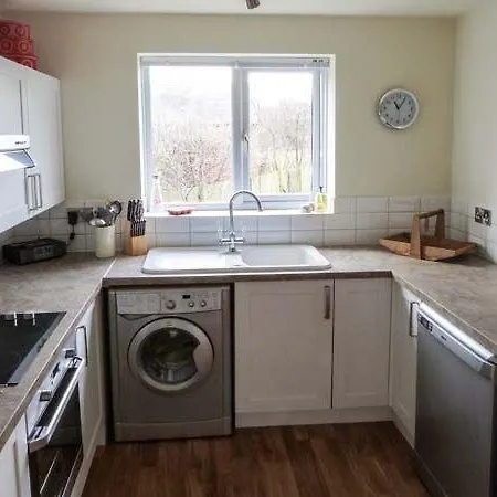 1 Mowbray Court *